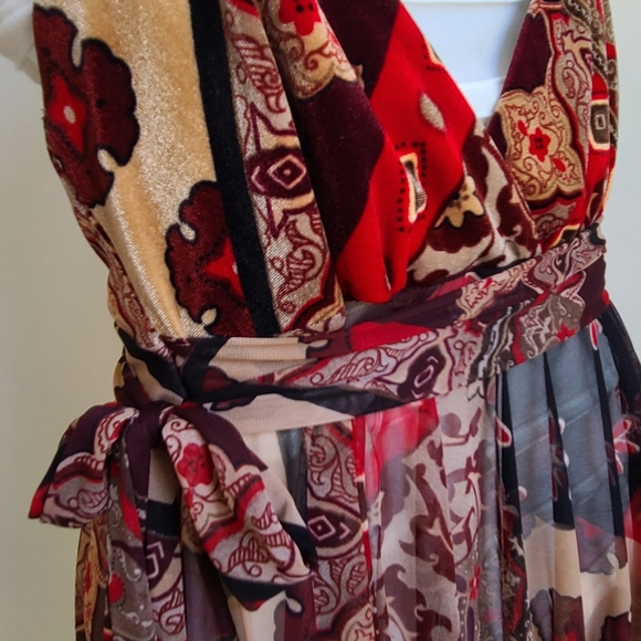 Baby Doll Handkerchief Top - Picture 2 of 4